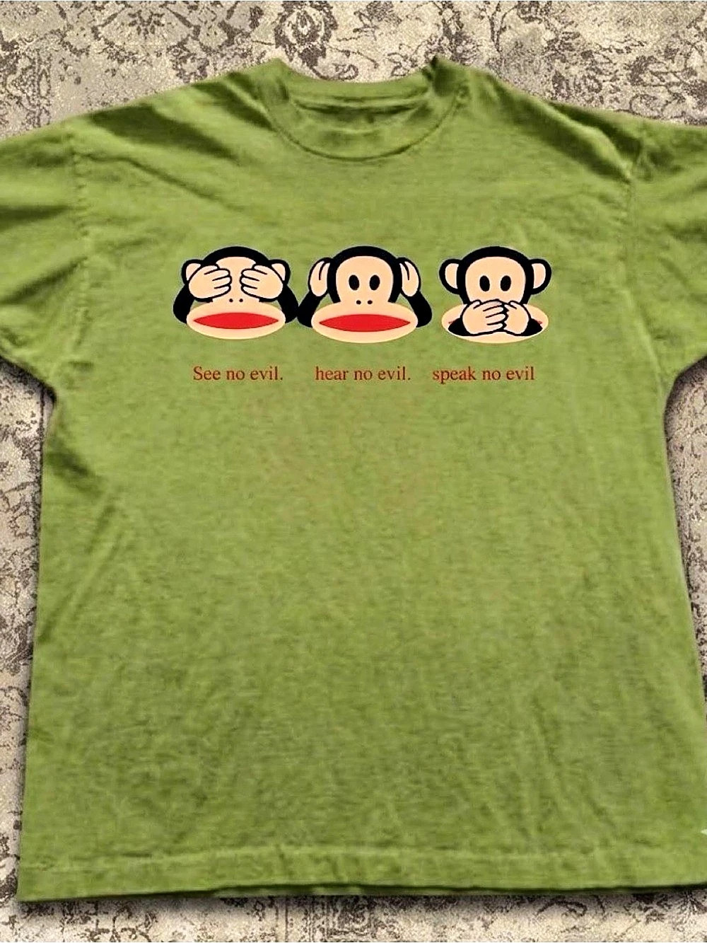 Graphic Short Sleeve Tee in Green